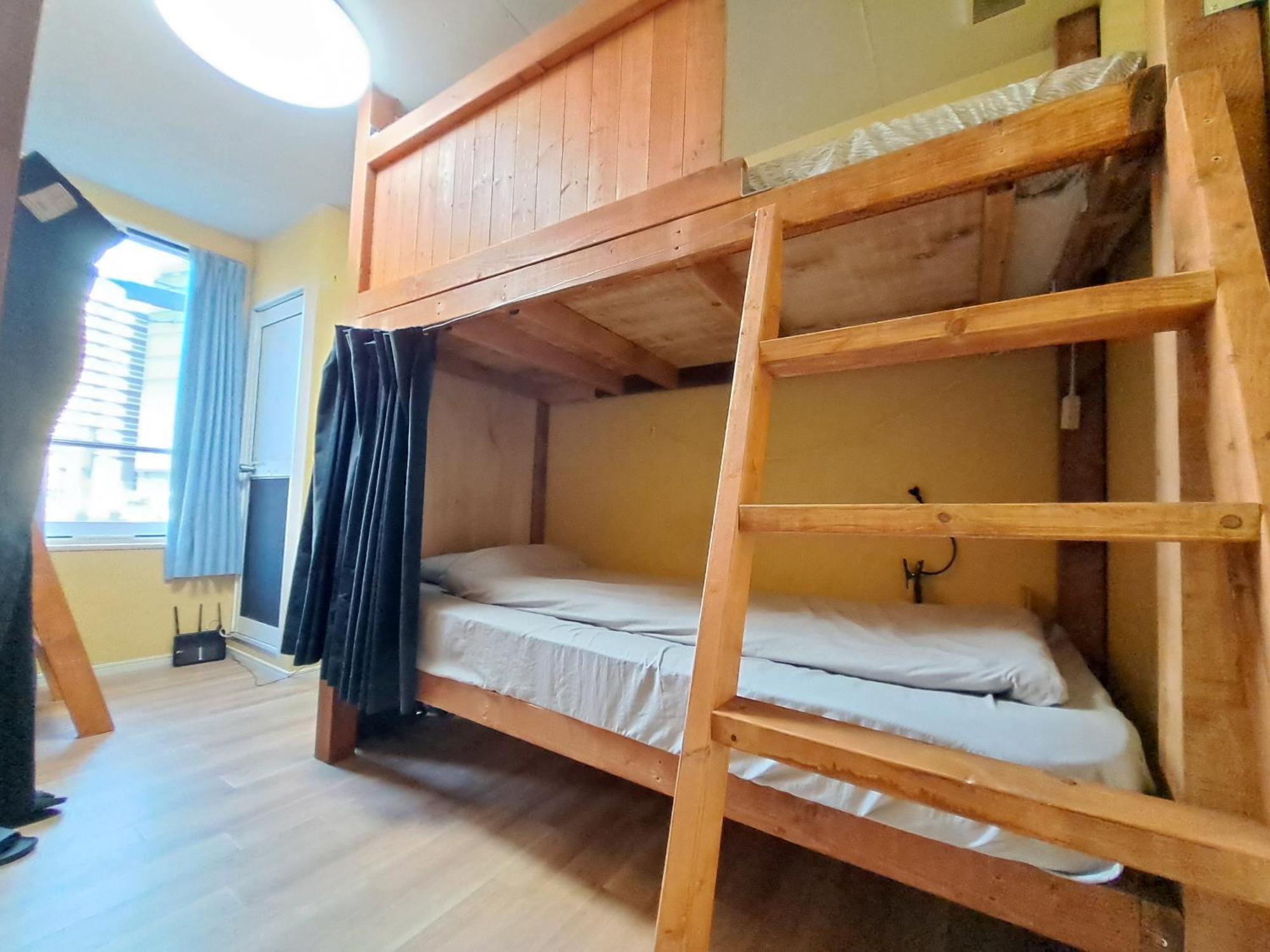Fukuoka Tabiji Hostel & Guesthouse Exterior photo
